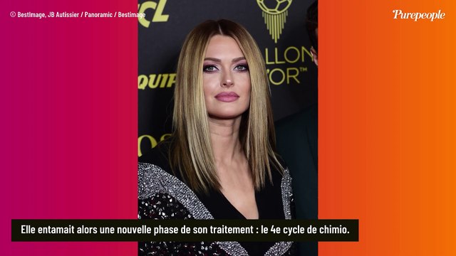 PHOTO Caroline Receveur atteinte d'un cancer : nouvelle visite à l'hôpital, elle s'immortalise en pleine séance de chimio