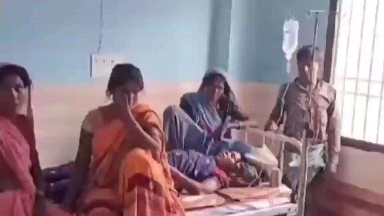 पटना: शराब को लेकर छापेमारी करने गई थी टीम, छोड़ने के लिए महिलाएं करती रही मिन्नत, फिर भी...