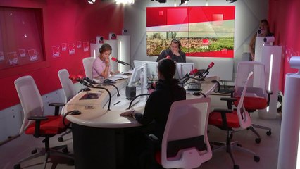 Amélie Nothomb : "La mort n'est pas une limite, il n'est pas trop tard pour parler avec la personne"