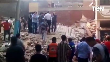 شاهد لحظة انهيار عقار بالمحطة الجديدة في الإسماعيلية