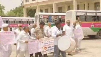 बाड़मेर: रोडवेज कर्मचारियों ने क्यों बजाए ढोल?, क्या है इनकी मांग?, आइए जानें