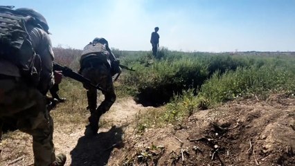 مراسل الجزيرة يصل إلى الخطوط الأمامية للقتال بأفدييفكا