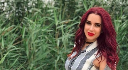 أول ظهور مفاجىء لأسما شريف منير في مهرجان القاهرة للدراما بعد حلاقة شعرها