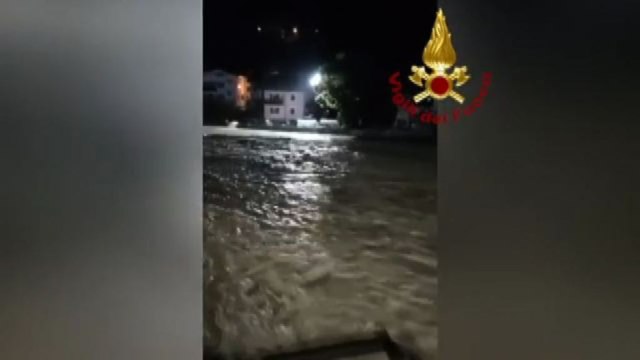 Maltempo, esonda torrente in Valtellina: evacuate abitazioni