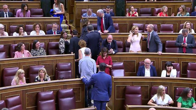 Feijóo pedirá a Sánchez una reunión sobre la investidura y este aceptará