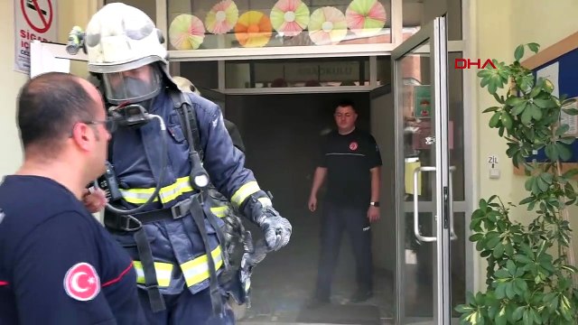 Antalya'da Anaokulunda Elektrik Panosundan Çıkan Yangın Söndürüldü