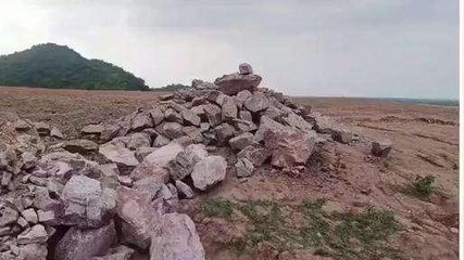 जमुई: दिनदहाड़े हो रही थी पत्थर की चोरी, डीएम ने दिए जांच के आदेश