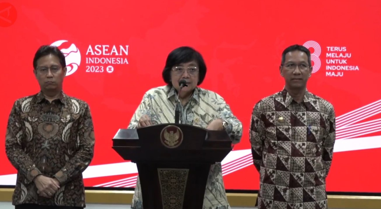 Siti Nurbaya sebut KLHK tindak 11 perusahaan penyebab polusi udara