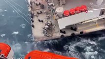 İspanya'da şiddetli fırtına: Yolcu gemisi yük gemisine çarptı