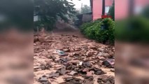 Yahyalı'da Şiddetli Sağanak Sonrası Sel Felaketi