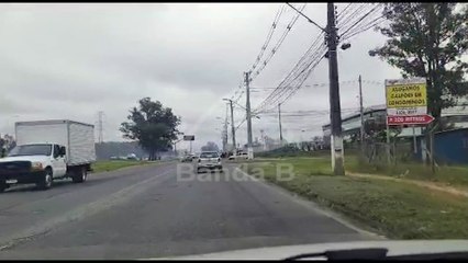 Princípio de incêndio em caçamba de fábrica na CIC