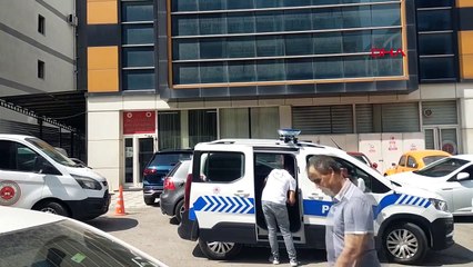 De nouveaux détails sur la jeune fille dont le cadavre a été retrouvé dans le chantier ! Adopté à l'âge de 2 ans