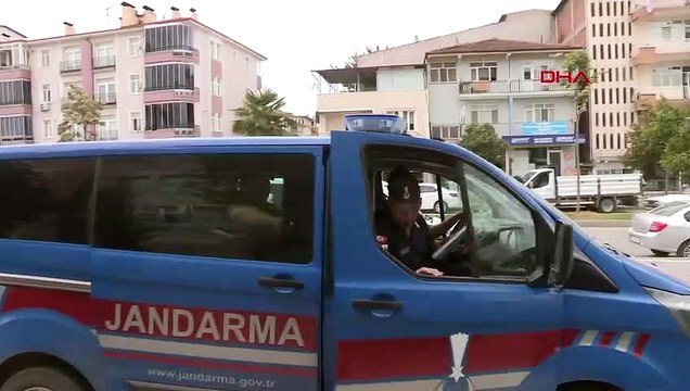 Un adolescent abattu avec une arme fantôme lors d'une bagarre lors d'un mariage arrêté