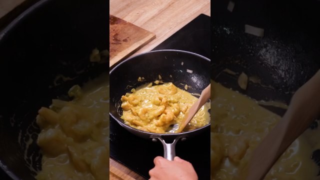 Vous allez en rêver de ces crevettes au lait de coco et au curry
