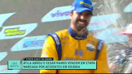 Renata Fan comemora vitória de Atila Abreu na Stock Car; Denilson cvomenta