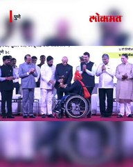 शिंदे पवार व्यासपीठावर... फडणवीस निघुन गेले... नक्की काय घडलं