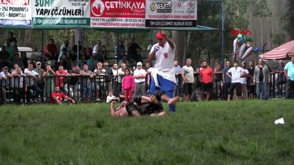 Başpehlivan İsmail Balaban hayranıyla tartıştı: Nabzım şu an 200, ne fotoğrafmış