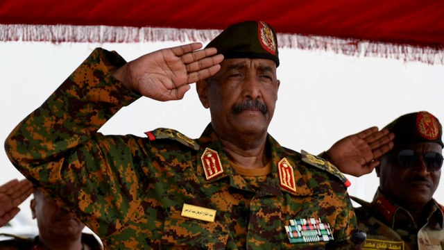 ما وراء الخبر- دلالات زيارة البرهان بورتسودان وإعلان حميدتي رؤيته للسلام