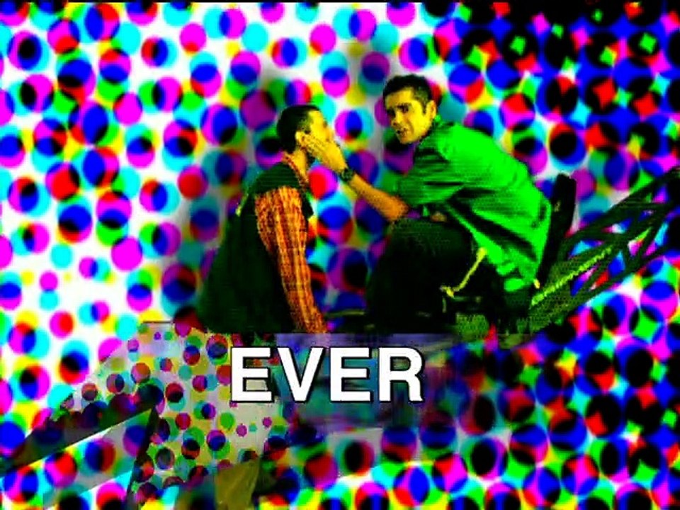 NOTICIAS CALIENTES - TRAILER