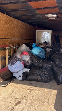 Plusieurs dons de vêtements du Centre culturel à Châteauguay transportés