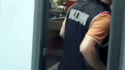 Opération de faux dollars à Kocaeli : 8 personnes arrêtées