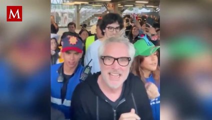 ¡Director 'swiftie'! Captan a Alfonso Cuarón en concierto de Taylor Swift