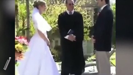 Gelinle rahibi havuza düşüren sakar adam