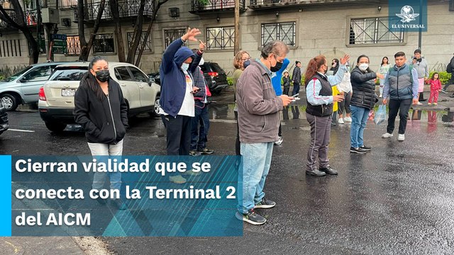Aguas negras inundan condominio; vecinos exigen atención de las autoridades en Iztacalco