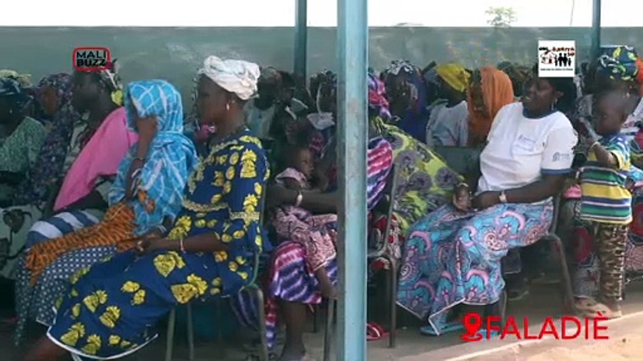 l’ONG Djikiya SO et AHLS HUMANITAIRE main dans la main aux chevet des déplacés internes de Faladiè