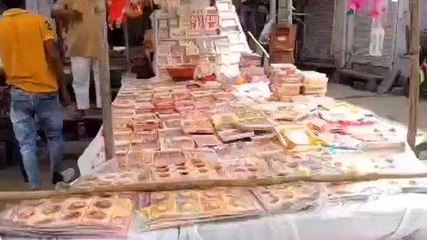 टोंक: रक्षाबंधन पर सजा राखियों का बाजार, बच्चों के लिए बनी ये राखियां कर रही हैं आकर्षित, देखें वीडियो