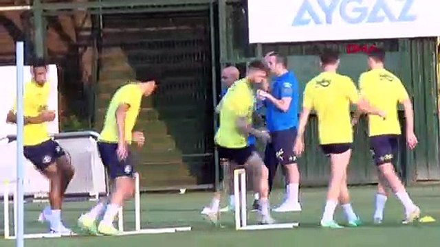 İsmail Kartal'ın yol verdiği yıldız, yok pahasına gidiyor! Crespo, Genoa'ya imza atmanın eşiğinde