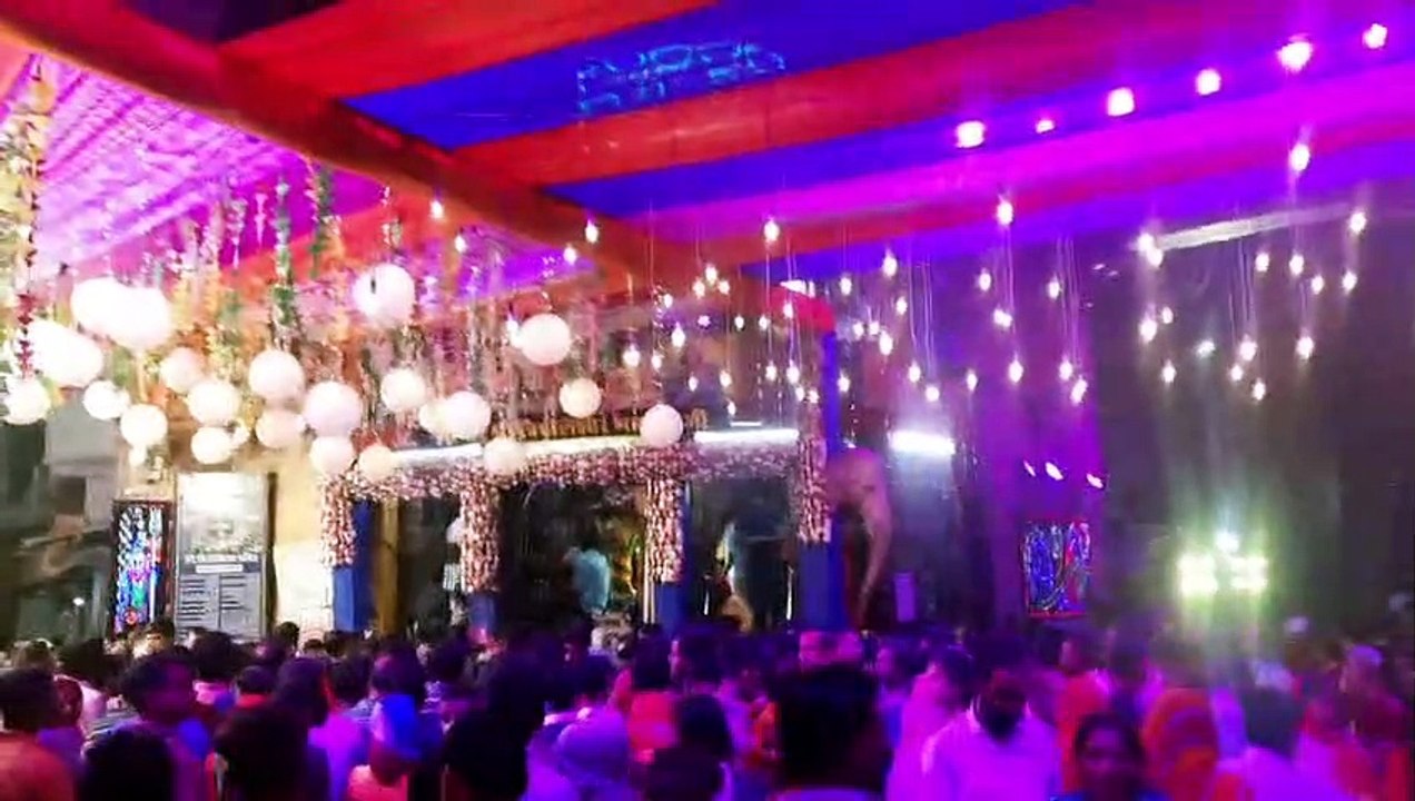 सावन के अंतिम सोमवार को सजे शिवालय, त्रिपोलिया में सजी रूद्राक्ष की झांकी