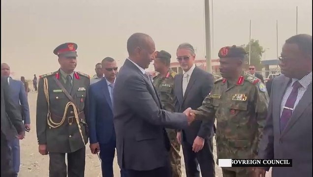 عبد الفتاح البرهان يتوجه الى مصر في أول زيارة له خارج السودان منذ بدء الحرب