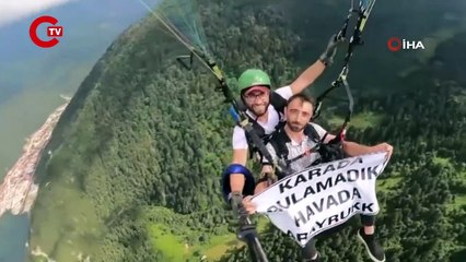 İlginç "gelin adayı" protestosu: Havada pankart açtı