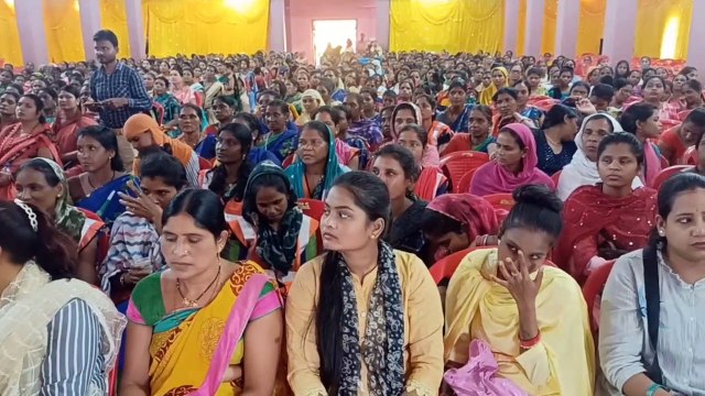 मंत्री मरकाम व विधायक ने रक्षा बंधन का किया आयोजन, कोंडागांव में बहनों से बंधवाई राखी, देखें VIDEO