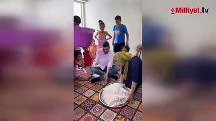 CZN Burak, Taha Duymaz'ın annesini ziyaret etti
