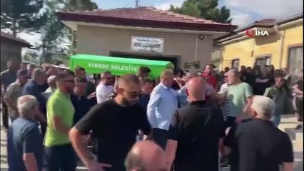 Nevşehir'de trafik kazasında hayatını kaybeden sürücüler toprağa verildi