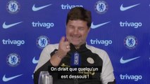 Chelsea - Quelqu'un sous la table ? Pochettino hilare à cause de bruits étranges