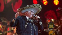 Vicente Fernández de mesero y cantar por propinas a ser el Rey de la Canción Ranchera