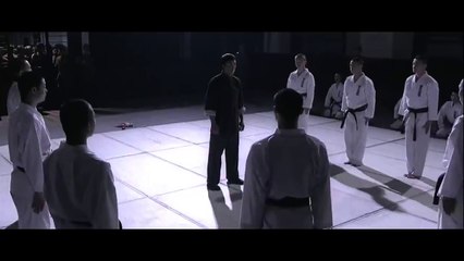 Donnie Yen vs 10 Black Belts _ IP MAN