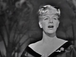 Rosemary Clooney - Tenderly (Live On The Ed Sullivan Show, January 17, 1970)