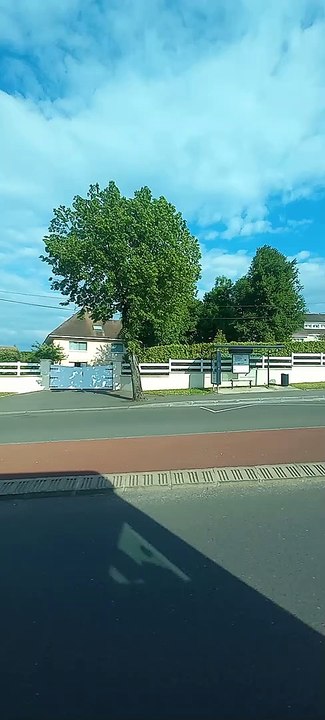 Chartes Bus 1 Direction Barjouville - Pluviers  #france #bustour #bus #frenchcity #francetour  (6)