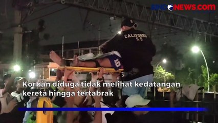 Ngeri! Panjat Pagar dan Menyeberang, Pria Tertabrak Kereta Api di Pulogadung