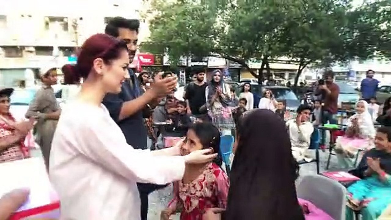HANIA_KEE_KAHANIYAN___HANIA AMIR___VLOG_2