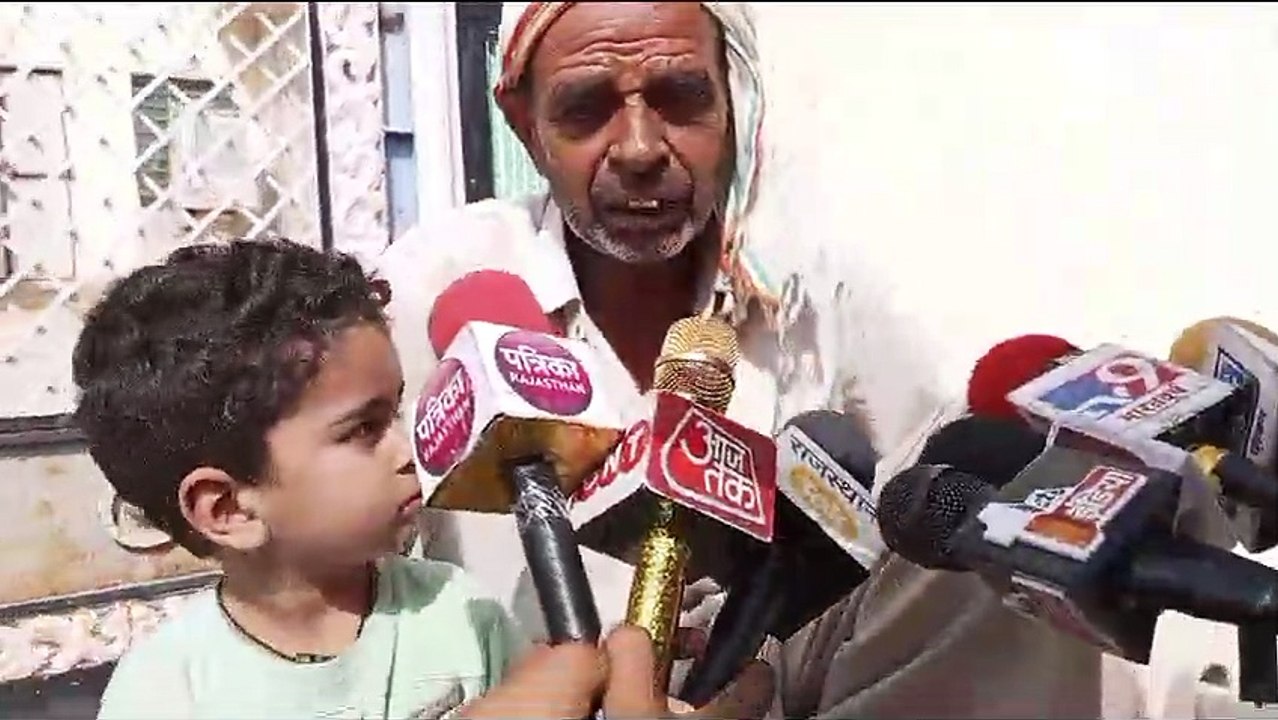 दूसरी पत्नी लाने के लिए पति ने पत्नी व पांच साल...