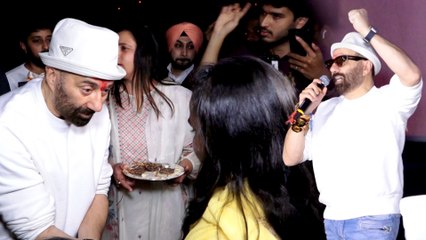 Underprivileged Kids के लिए रखी Gadar 2 का खास स्क्रीनिंग में पहुंचे Sunny Deol