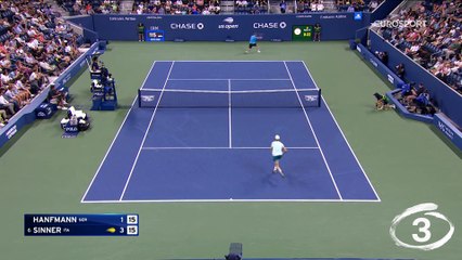 Le slam dunk smash de Monfils fait lever New York : le top 5 de mardi