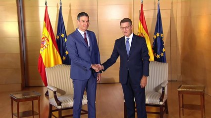 Feijóo y Sánchez se reúnen en el Congreso para hablar de la investidura