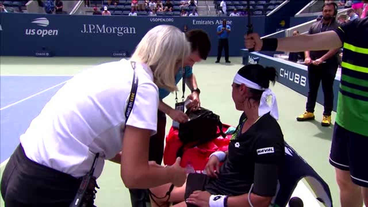 Highlights: Jabeur besiegt Osorio trotz Atemnot