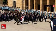 Cumhurbaşkanı Erdoğan, 30 Ağustos nedeniyle Anıtkabir’i ziyaret etti